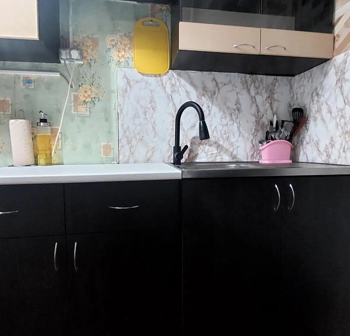 2 Bedroom Apartment Metro Vasilkovskaya Kyjev
